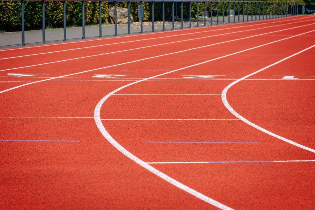 200メートル走のコツやペース配分＆走り方・速くなる練習メニューをご紹介！